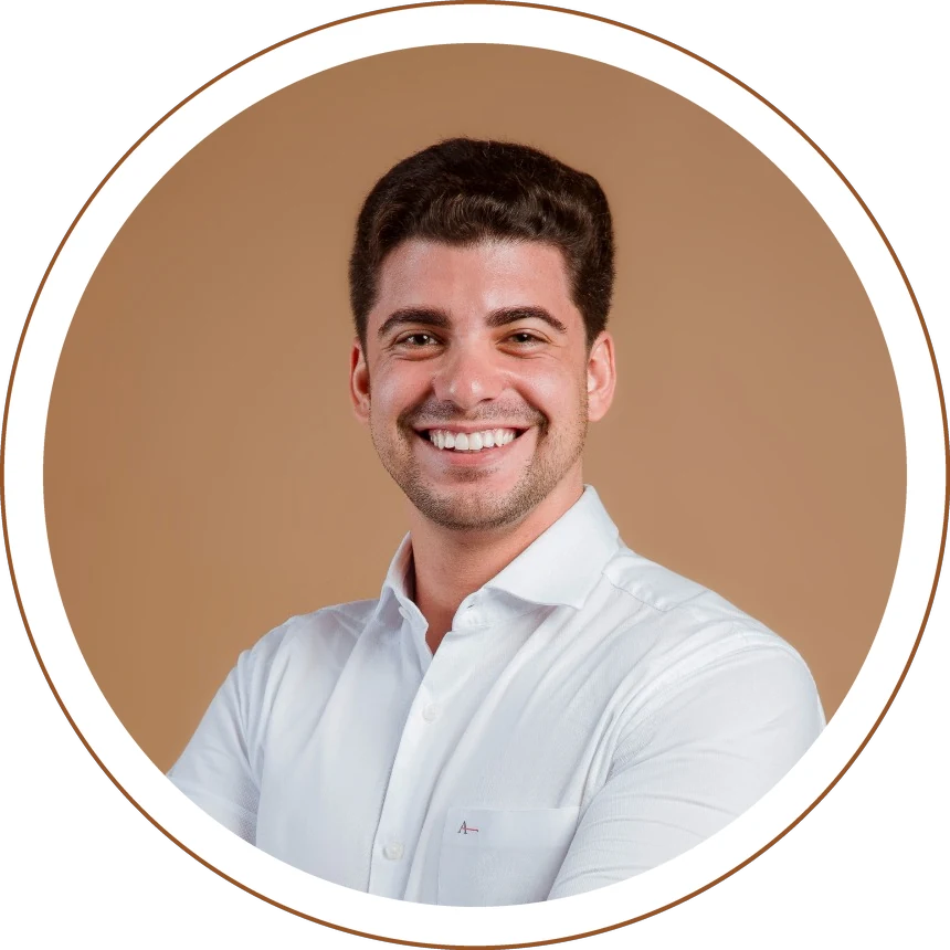 Dr. José Braga, cirurgião-dentista da Clínica Dr. Talvane Sobreira